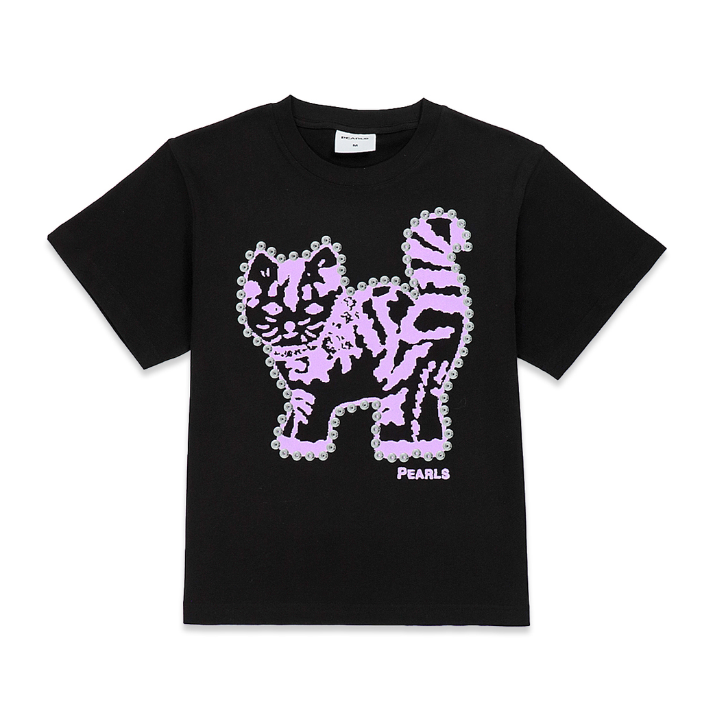 Pearls Stud Muffin T-Shirt / Black